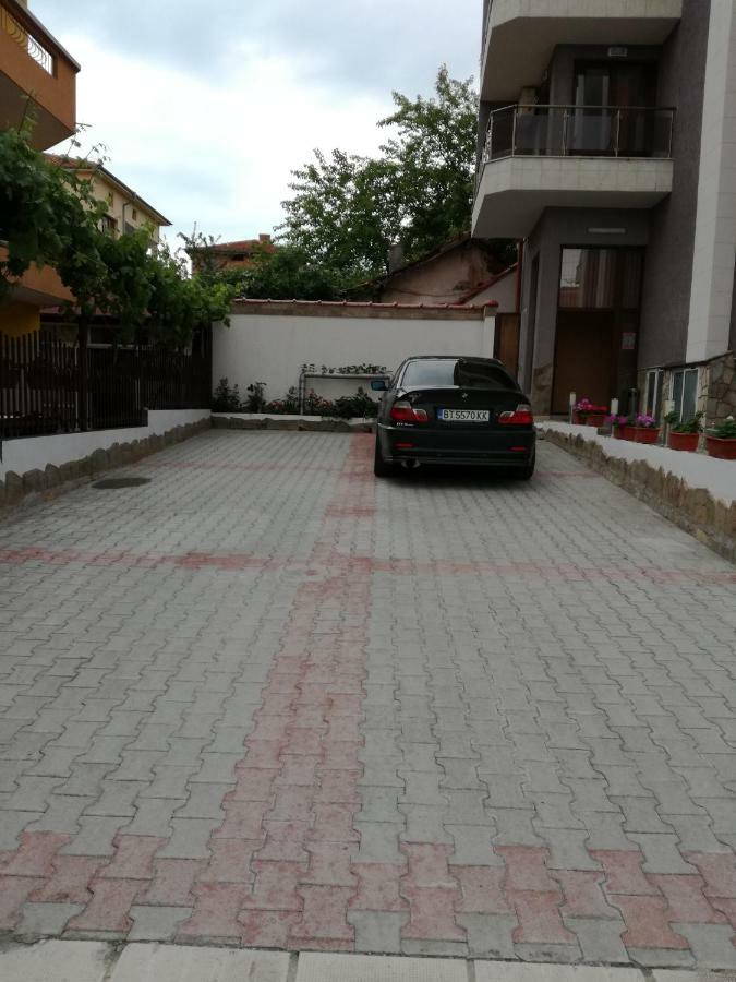 Hotel Lazur Kiten  Exterior photo